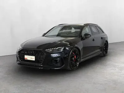 Usata Audi RS4 Ambiente 450 CV (330 kW) 2024 Nero sebring effetto cristallo Station wagon