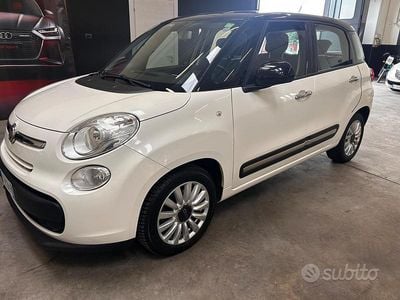 Bianco Usata 2015 Fiat 500L Lounge Monovolume | 5990 €