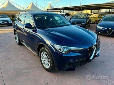 Usata Alfa Romeo Stelvio Business 210 CV (154 kW) 2018 Blu SUV