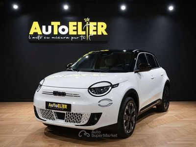 Nuova Fiat 600 La Prima 110 CV (80 kW) 2026 Bicolore SUV
