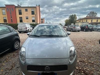 Usata Fiat Grande Punto 65 CV (47 kW) 2005 Grigio Utilitaria