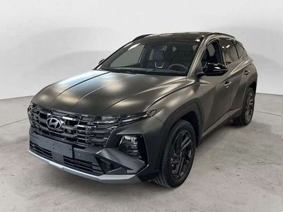 Usata Hyundai Tucson 215 CV (158 kW) 2024 Pine green matte SUV