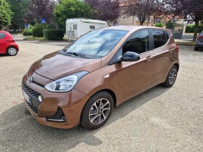Usata Hyundai i10 67 CV (49 kW) 2019 Marrone Utilitaria