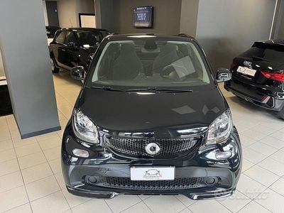Usata Smart ForTwo Cabrio Brabus 71 CV (52 kW) 2019 Nero Cabrio