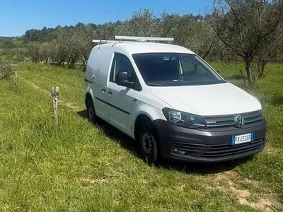 Begagnad VW Caddy 122 HK (89 kW) 2019 Vit Minibuss
