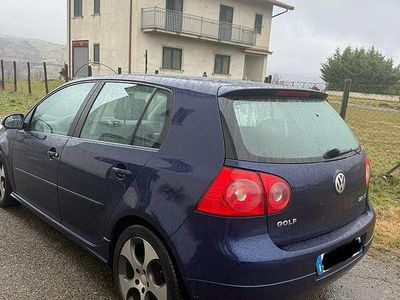 Usata VW Golf IV GT 140 CV (102 kW) 2005 Blu Berlina