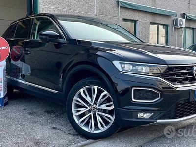 Usata VW T-Roc Advance 150 CV (110 kW) 2020 Nero SUV