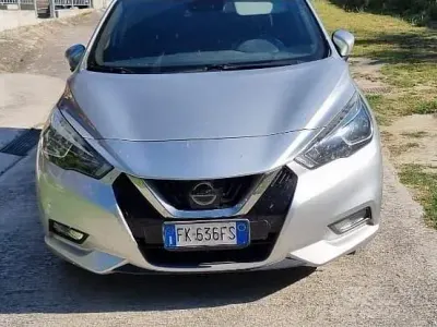 Usata Nissan Micra 90 CV (66 kW) 2017 Grigio Utilitaria