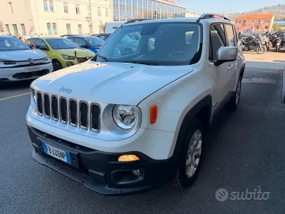Usata Jeep Renegade Limited 140 CV (102 kW) 2016 Bianco SUV