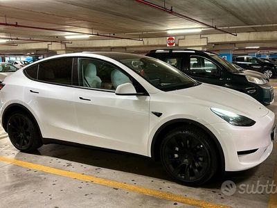 usata Tesla Model Y 03/2023 bianca