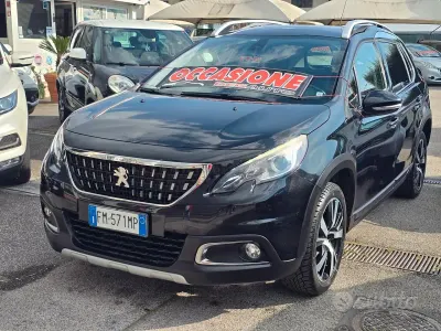 Usata Peugeot 2008 Allure 120 CV (88 kW) 2016 Nero SUV