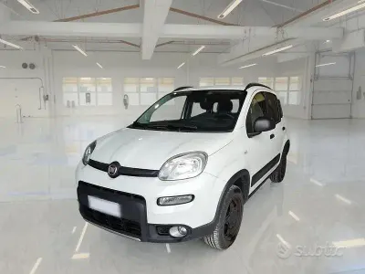 Usata Fiat Panda 4x4 Wild 85 CV (62 kW) 2022 Bianco Utilitaria