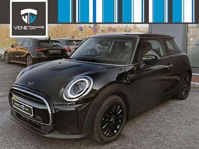 Usata Mini ONE Classic 102 CV (75 kW) 2022 Midnight Utilitaria