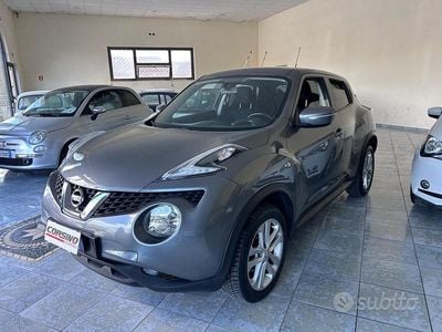 Usata Nissan Juke Tekna 110 CV (80 kW) 2015 Grigio SUV