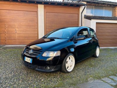 Usata VW Fox 90 CV (66 kW) 2005 Nero Utilitaria
