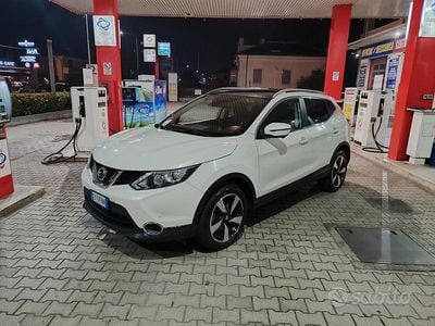 Bianco Usata 2015 Nissan Qashqai SUV | 10.500 € (Ottimo prezzo)