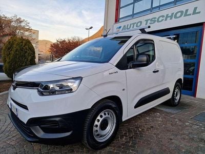 Weiß Usata 2024 Toyota Proace City Active Monovolume | 21.700 € (Buon prezzo)