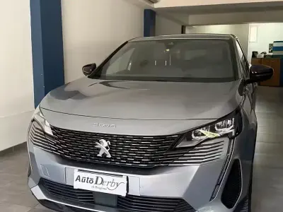 Usata Peugeot 3008 Allure 131 CV (96 kW) 2023 Grigio SUV