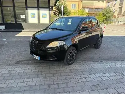 Usata Lancia Ypsilon