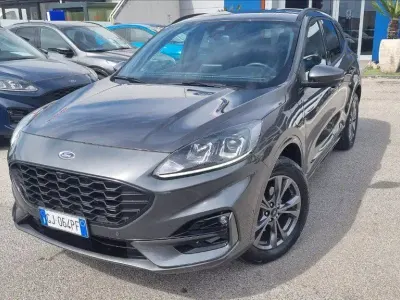 Usata Ford Kuga ST-Line 225 CV (165 kW) 2022 Magnetic SUV