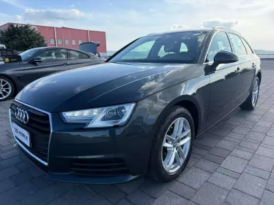 Käytetty Audi A4 Business 150 HP (110 kW) 2018 Harmaa Farmari