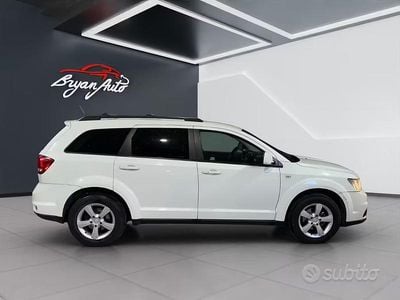 Usata Fiat Freemont Lounge 140 CV (102 kW) 2012 Bianco SUV