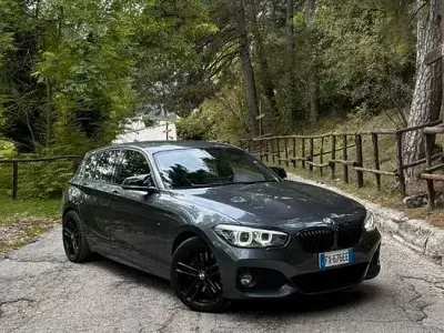 Usata BMW 120 M Sport 190 CV (139 kW) 2019 Grigio Utilitaria