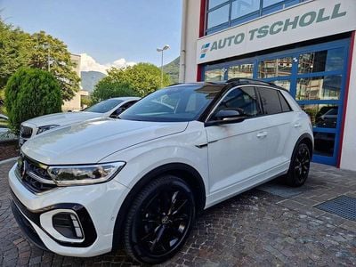 Pure white Usata 2023 VW T-Roc R-line SUV | 33.600 € (Cara)