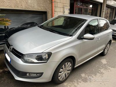 Usata VW Polo Trendline 74 CV (54 kW) 2013 Grigio Berlina