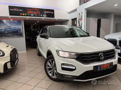 Usata VW T-Roc Advance 116 CV (85 kW) 2021 Bianco SUV