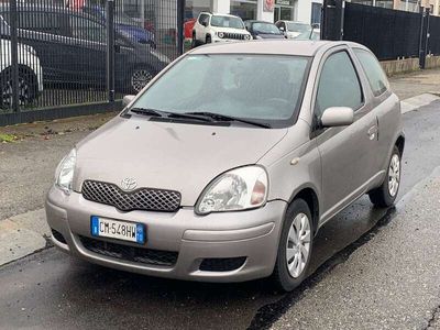 usata Toyota Yaris 3p 1.0 Sol