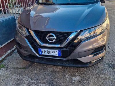 Usata Nissan Qashqai 140 CV (102 kW) 2018 Grigio SUV