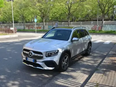 Occasion Mercedes GLB200 Premium 150 PK (110 kW) 2022 Zilver SUV