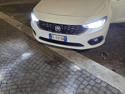 Usata Fiat Tipo Easy 95 CV (69 kW) 2017 Berlina