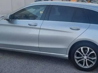 Usata Mercedes 220 125 CV (91 kW) 2015 Argento Station wagon