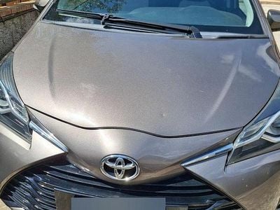 Usata Toyota Yaris Active 72 CV (52 kW) 2018 Berlina