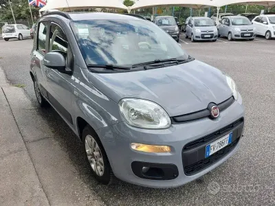 Usata Fiat Panda Lounge 69 CV (50 kW) 2019 Grigio Utilitaria