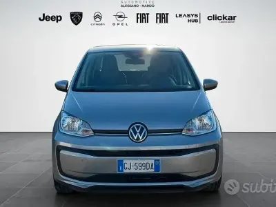 Usata VW up! Move 68 CV (50 kW) 2022 Grigio Utilitaria