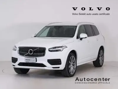 Usata Volvo XC90 Momentum 235 CV (172 kW) 2022 Bianco SUV