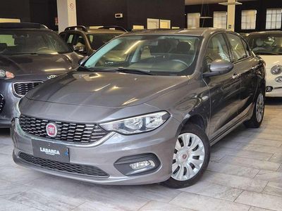 Usata Fiat Tipo Lounge 95 CV (69 kW) 2017 Grigio Berlina