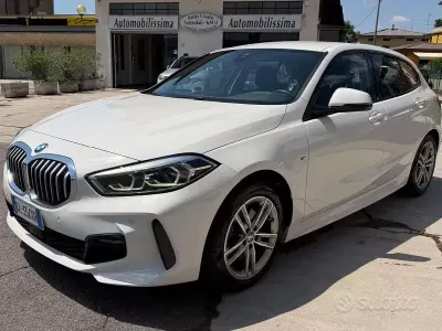 Usata BMW 116 M Sport 116 CV (85 kW) 2022 Bianco Utilitaria