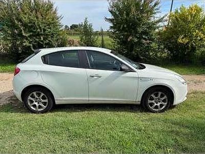 Usata Alfa Romeo Giulietta 120 CV (88 kW) 2012 Bianco Utilitaria