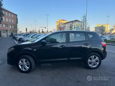 Usata Nissan Qashqai Acenta 110 CV (80 kW) 2013 Nero SUV