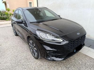 Begagnad Ford Kuga ST-Line X 120 HK (88 kW) 2023 Svart SUV