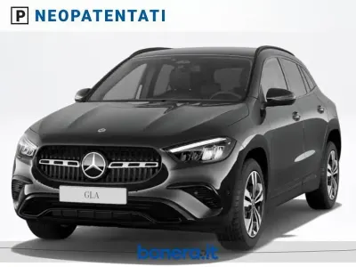 Nuova Mercedes GLA180 Progressive 136 CV (100 kW) 2026 Nero SUV