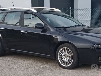 Alfa Romeo 159