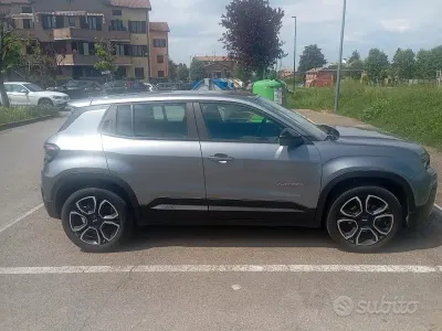 Usata Jeep Avenger Altitude 101 CV (74 kW) 2024 SUV
