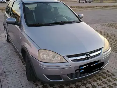 Usata Opel Corsa Enjoy 80 CV (58 kW) 2005 Utilitaria