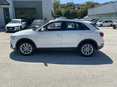 Käytetty Audi Q3 Business 120 HP (88 kW) 2015 Valkoinen Katumaasturi