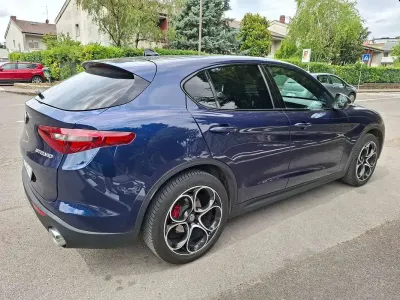 Usata Alfa Romeo Stelvio Executive 209 CV (153 kW) 2019 Blu/azzurro SUV
